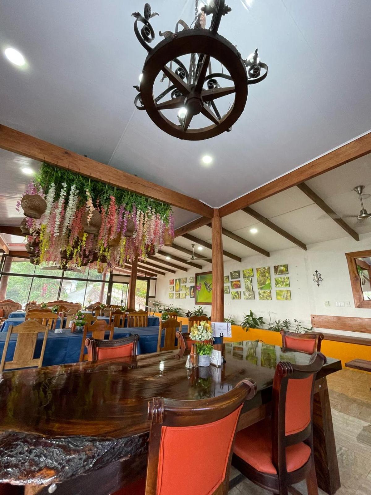 Heliconias Rainforest Lodge Бихагуа Екстериор снимка