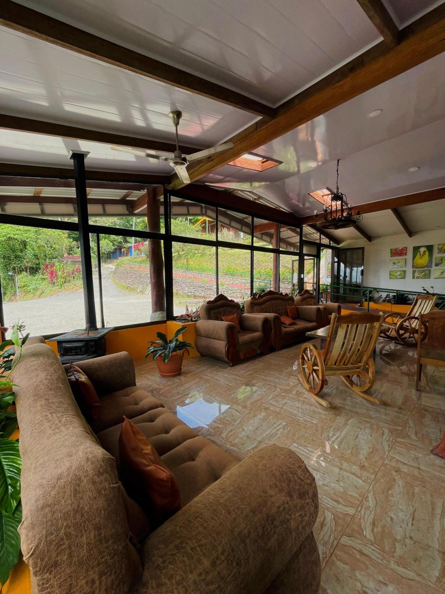 Heliconias Rainforest Lodge Бихагуа Екстериор снимка